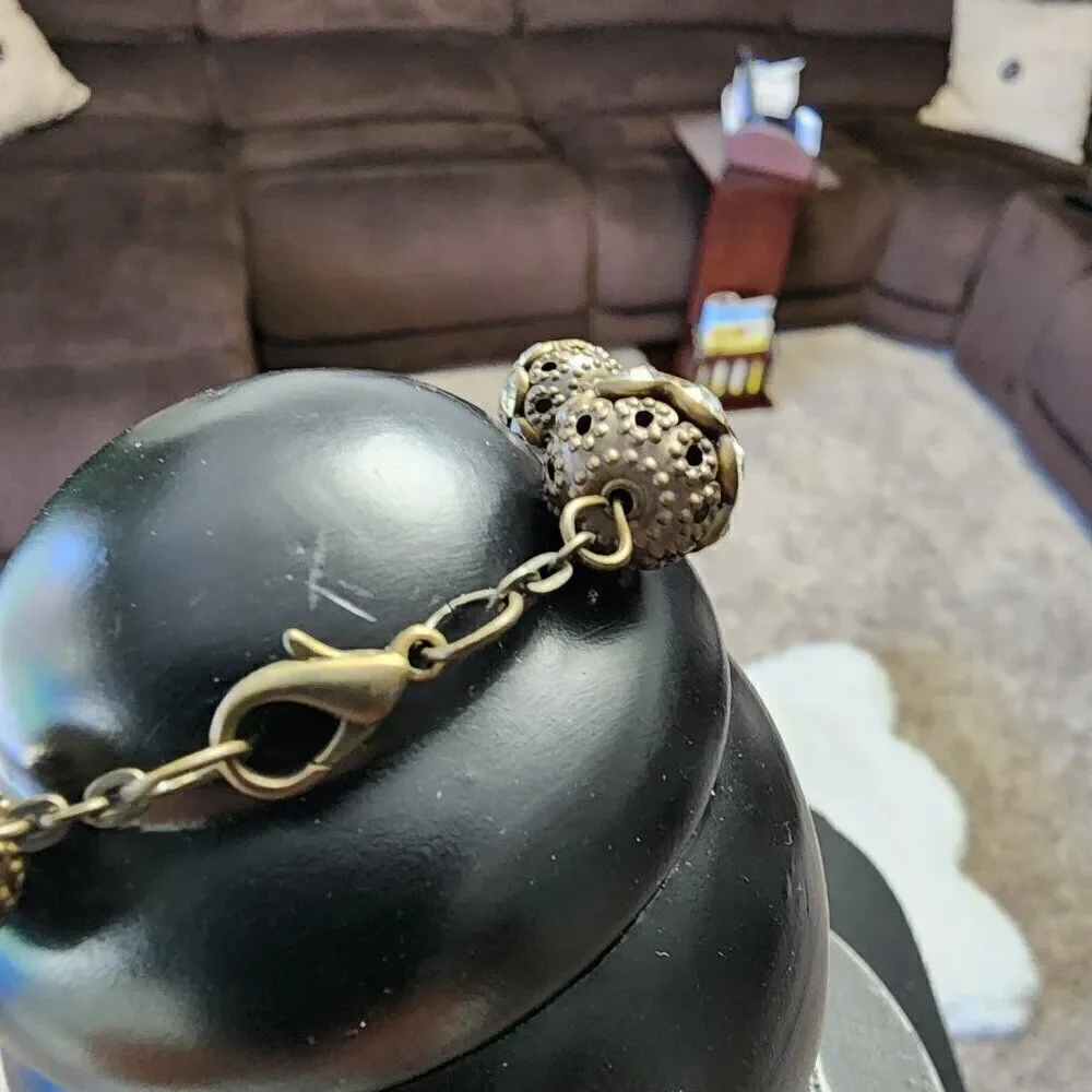 Necklace Bracelet Combo....Beautiful ACCESSORY To Any Outfit!